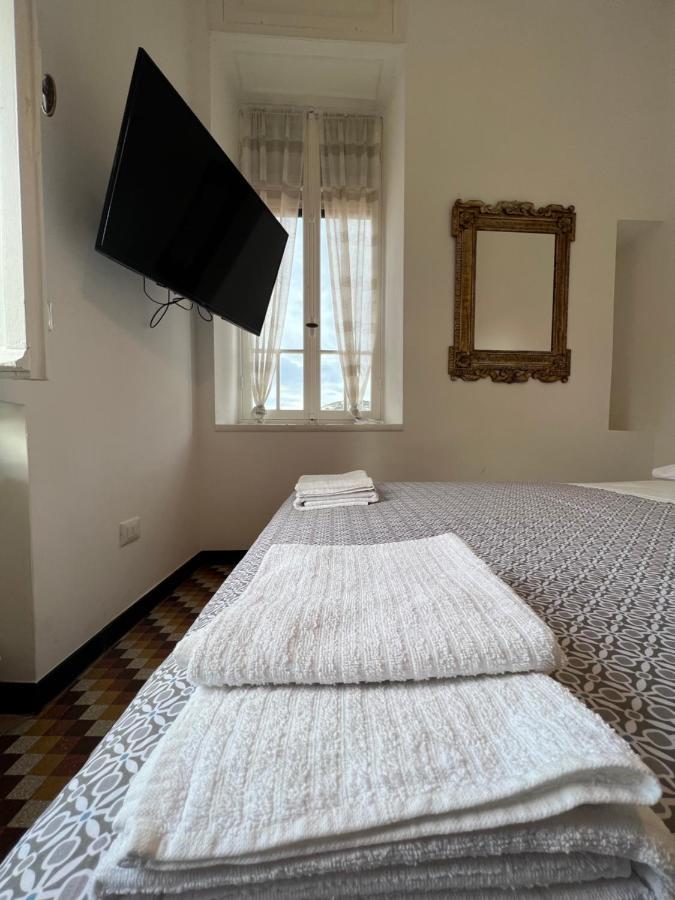 Casa Del Poeta Apartment Riva Ligure Bagian luar foto