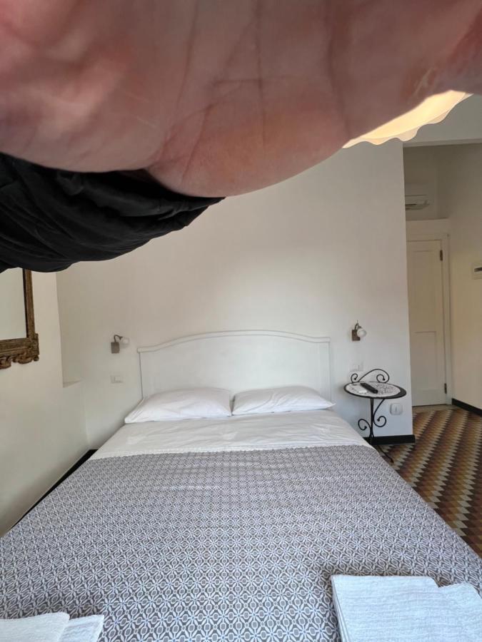 Casa Del Poeta Apartment Riva Ligure Bagian luar foto