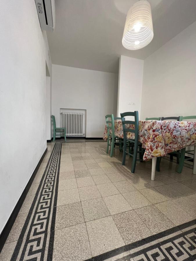 Casa Del Poeta Apartment Riva Ligure Bagian luar foto